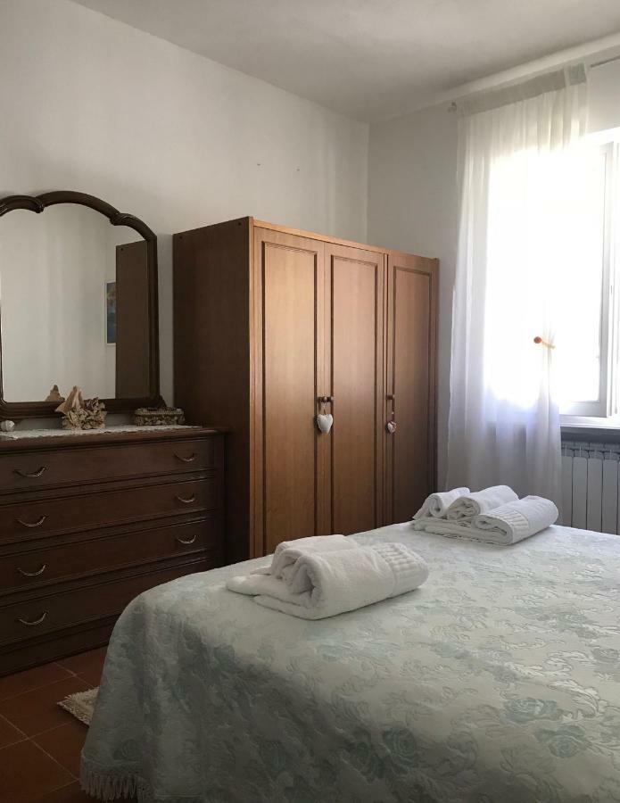 B&B Torre Del Lago Trasimeno Пассиньяно-суль-Тразимено Экстерьер фото