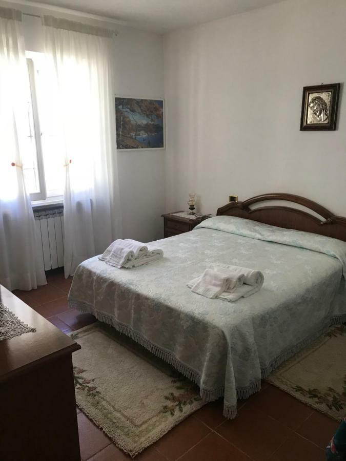 B&B Torre Del Lago Trasimeno Пассиньяно-суль-Тразимено Экстерьер фото